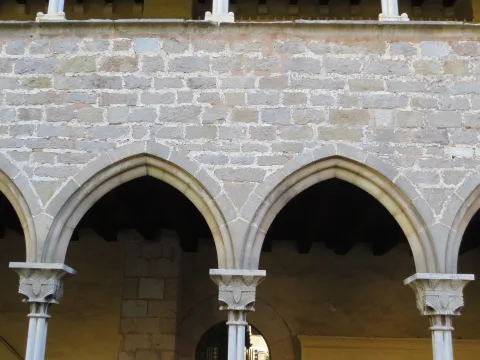 Els arcs de vuit dovelles, els més antics