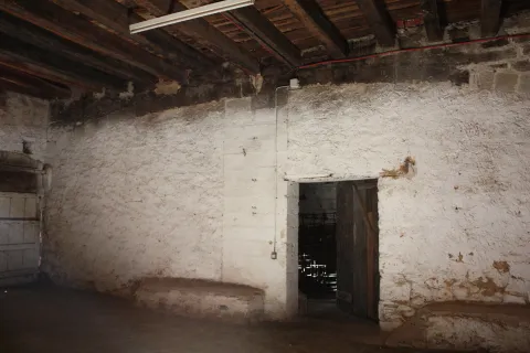 La planta baixa o semisoterrani