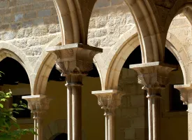 Capitells
